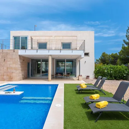 Carme By Interhome Colònia de Sant Pere